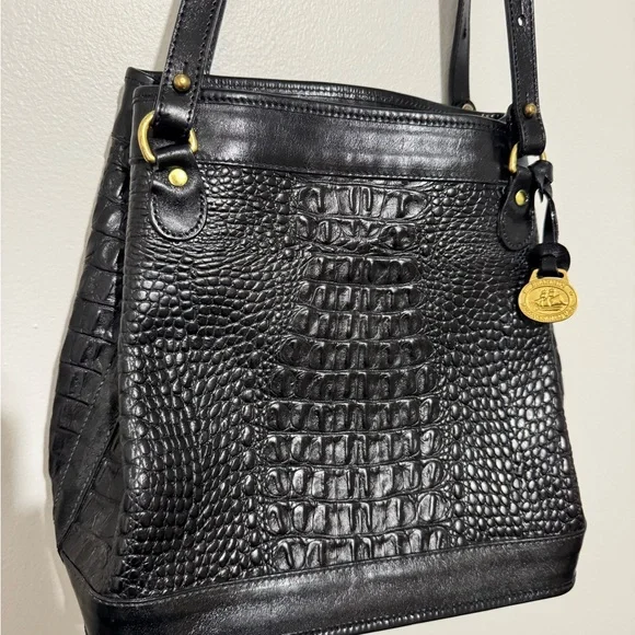 Vintage Brahmin Black Crocodile-Embossed Bag Purse EUC - Picture 5 of 13